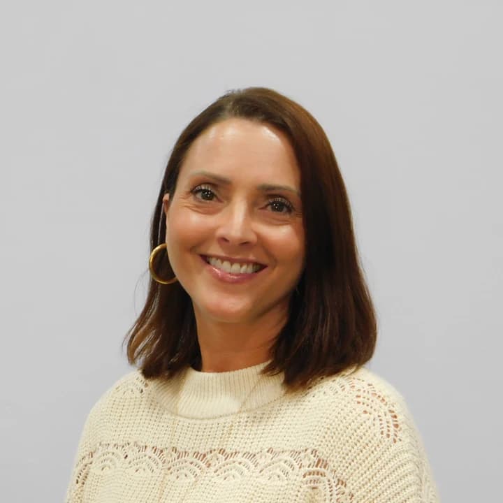 Michelle, VP of Finance at AP Installations